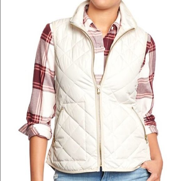 Old Navy Women's Quilted Vest - Cream - Picture 1 of 7
